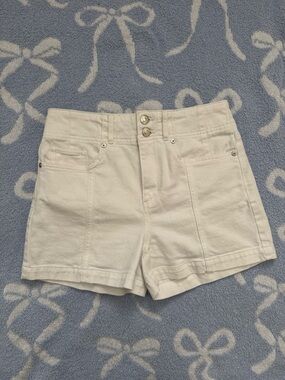 Seamed High Rise Denim Shorts (25)